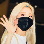 Kim Lip
